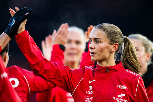 Johanna Anna Maria Renmark of Brann warms up