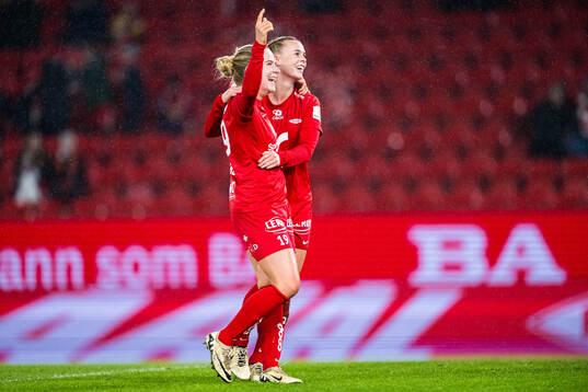 Monica Isaksen of Brann celebrates