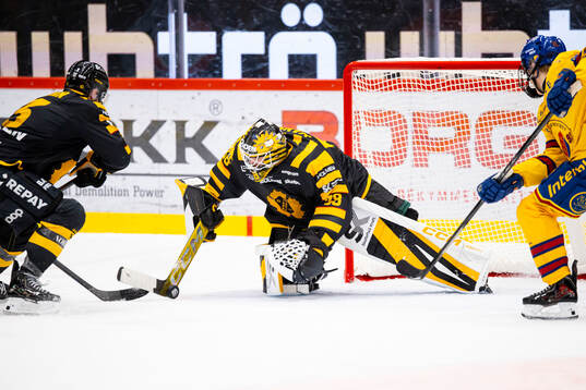 Skellefteås målvakt Strauss Mann