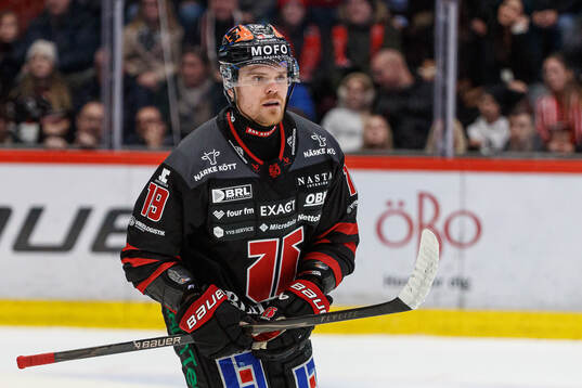 Örebros Sean Malone deppar