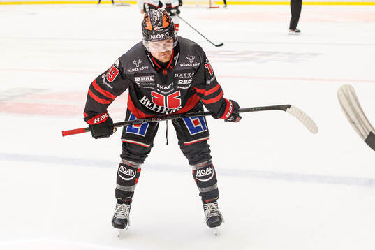 Örebros Sean Malone deppar