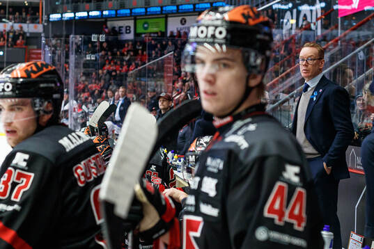 Örebros tränare Niklas Eriksson deppar