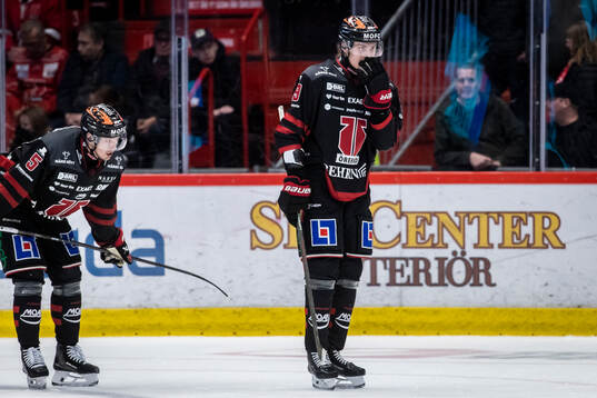 Örebros Gustav Backström och Milton Oscarson deppar