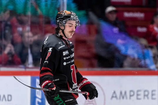 Örebros Luke Martin deppar