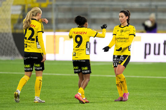Elfsborgs Izabella Bergström jublar