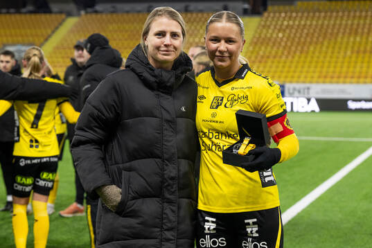 Elfsborgs damfotbollsansvarige Jenny Holm lämnar över