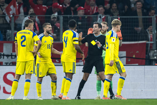Jesper Karlström, Isak Hien, and Goalkeeper Viktor