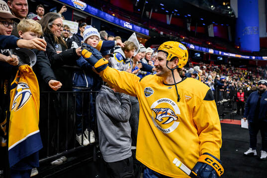 Bläddra bland fler bilder av Ice Hockey, NHL Global Series, Nashville Predators, Practice 