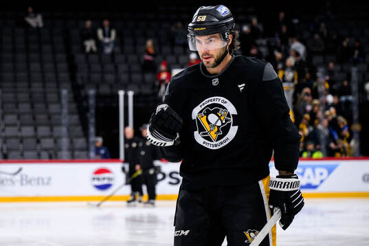 Kris Letang at a practice session with Pittsburgh Penguins