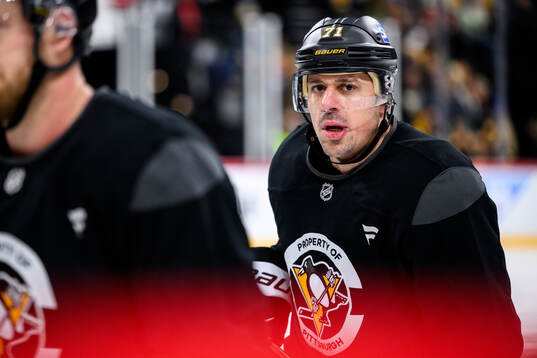 Evgeni Malkin at a practice session with Pittsburgh Penguins