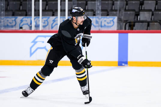Erik Karlsson at a practice session with Pittsburgh Penguins