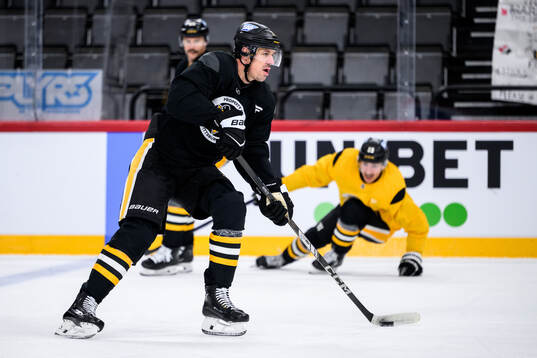Evgeni Malkin at a practice session with Pittsburgh Penguins