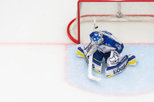 Leksands målvakt Jakob Hellsten släpper in 3-0 från