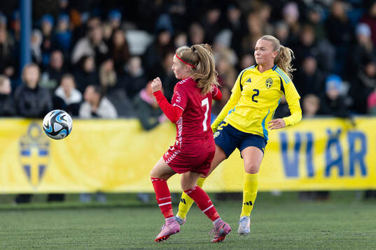 Danmarks Olivia Krogsgaard Mikkelsen och Sveriges Lisen
