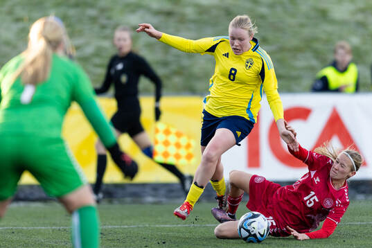Sveriges Wilma Duvemo och Danmarks Lærke Marie Tornberg