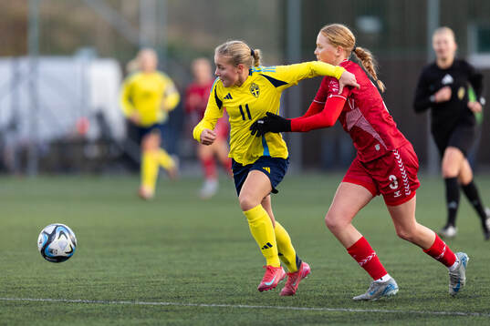 Sveriges Maja Jernström och Danmarks Mathilde Lind Elmgren