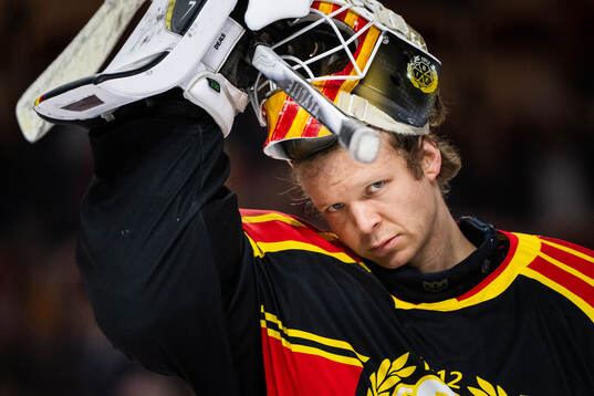 Brynäs målvakt Collin Delia