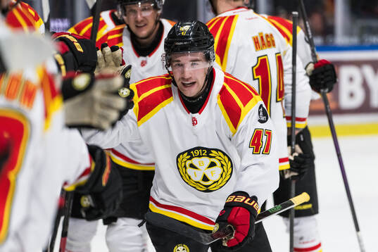 Brynäs Lucas Pettersson jublar