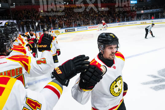 Brynäs Johannes Kinnvall jublar