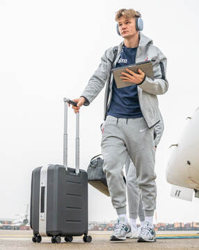 David Møller Wolfe arrives at Milano Malpensa Airport
