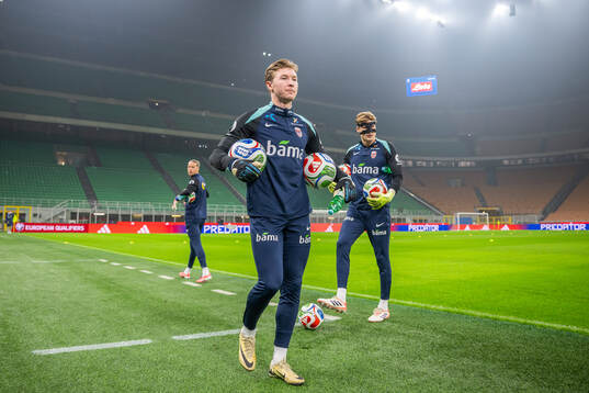 Goalkeeper Mathias Dyngeland and goalkeeper Sander Tangvik