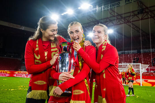 Anna Aahjem, Mia Authen and Monica Isaksen of Brann