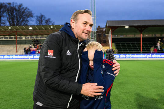 Rosengårds tränare Martin Qvarmans Möller och Anni