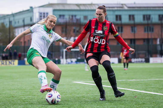 Hammarbys Smilla Holmberg och Brommapojkarnas Frida