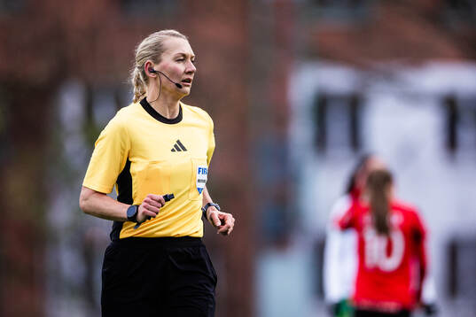 Domare Tess Olofsson