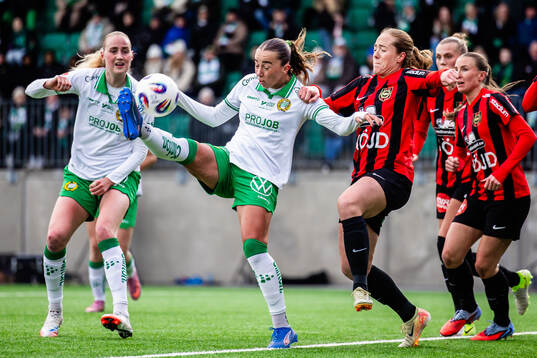 Hammarbys Athinna Persson Lundgren och Brommapojkarnas