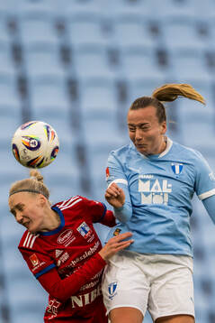 Vittsjös Sanni Ojanen och Malmö FFs Sara Kanutte