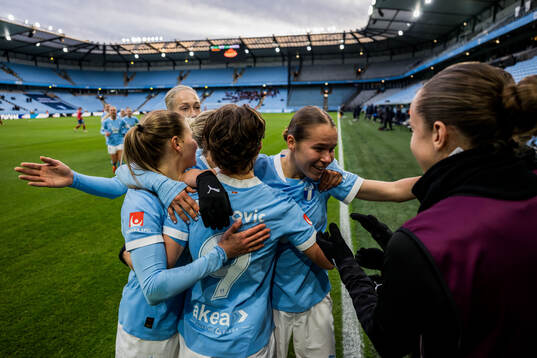 Malmö FFs spelare jublar