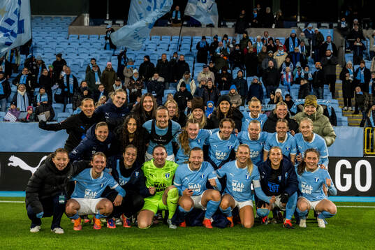 Malmö FFs spelare jublar