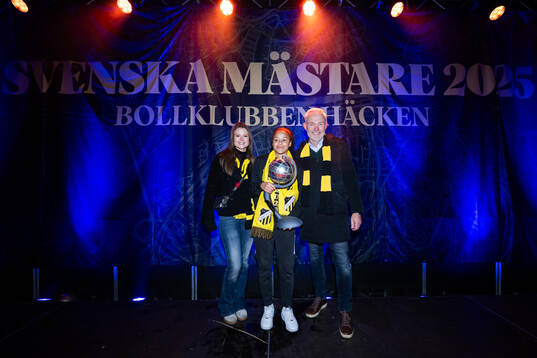 Felicia Schröder och kommunstyrelsens ordförande Jonas