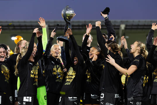 Häcken jublar med Kronprinsessan Victorias pokal