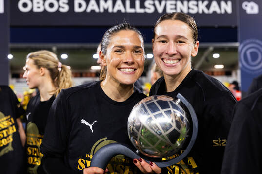 Häckens Mary Caroline Wickenheiser och Tabby Tindell med