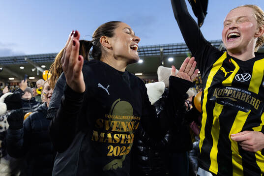 Häckens Mary Caroline Wickenheiser och Emma Östlund