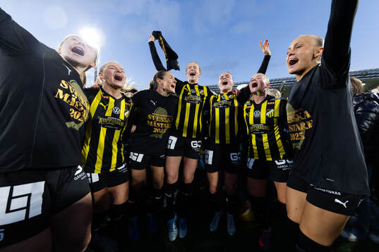 Häckens Alice Bergström, Emilie Carlberg Byrnak, Mary
