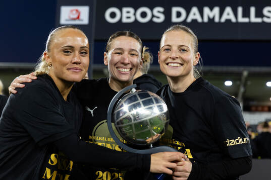 Häckens Alva Selerud, Tabby Tindell och Anna Anvegård
