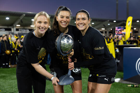 Häckens Johanna Fossdalsá Sørensen, Helena Sampaio och
