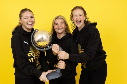 Häckens Emilie Carlberg Byrnak, Matilda Nildén och Emma