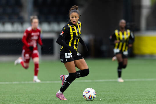 Häckens Felicia Schröder