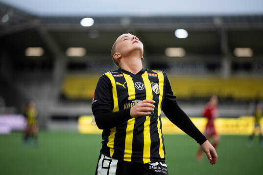 Häckens Matilda Nildén deppar