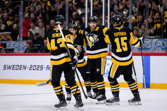 Parker Wotherspoon of Pittsburgh Penguins celebrates the
