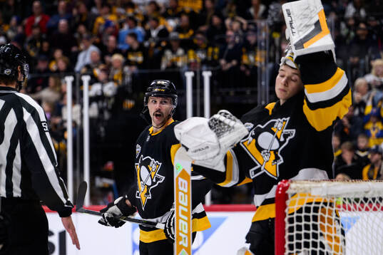 Erik Karlsson and goaltender Sergei Murashov of Pittsburgh