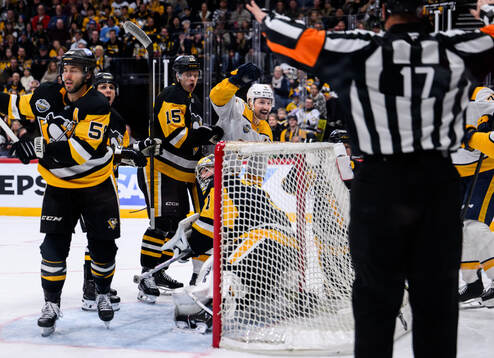 Filip Forsberg of Nashville Predators celebrates