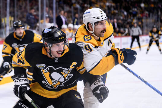 Sidney Crosby of Pittsburgh Penguins and Filip Forsberg of