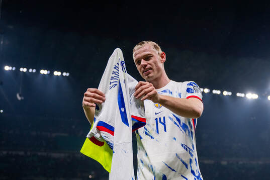 Julian Ryerson of Norway celebrate