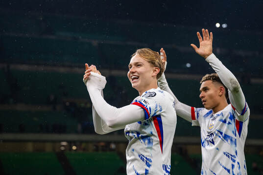 Andreas Schjelderup and Antonio Nusa of Norway celebrate