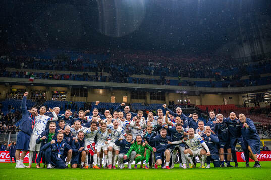 Players and staff of Norway celebrate
